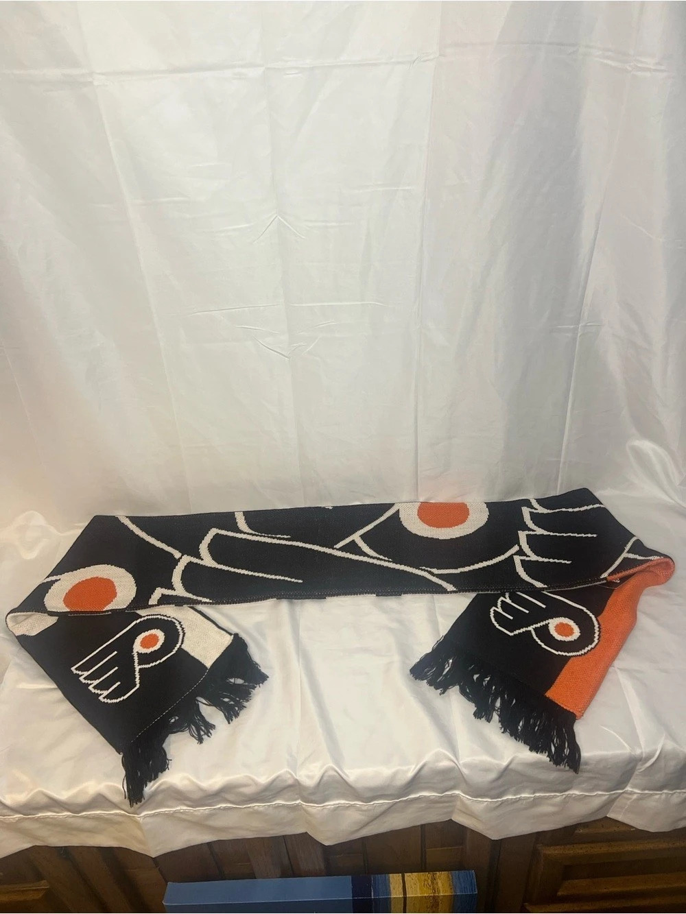 adidas Philadelphia Flyers NHL Primary Logo Fringed Knit Winter Scarf Knit
